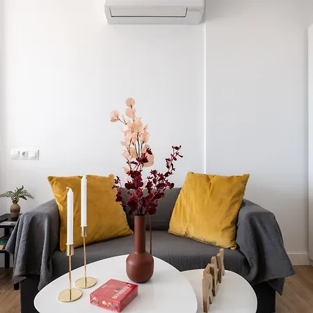 Front Apartment