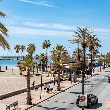 Front Διαμέρισμα